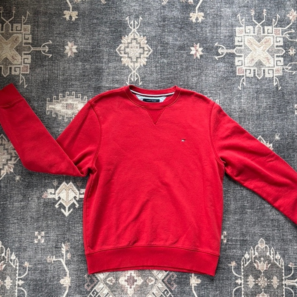 Tommy Hilfiger Men's Medium‎ Red Crewneck